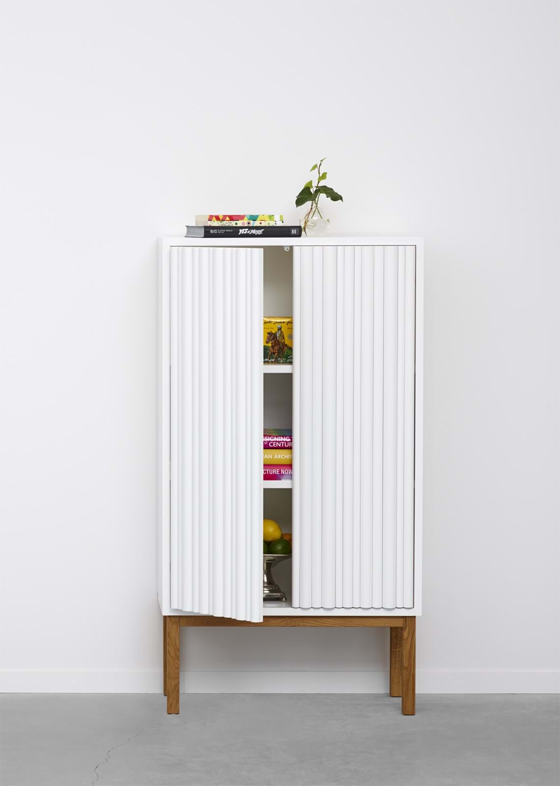 Collect 2013 Cabinet White från Vålamagasinet Skåp och vitrinskåp, A2 Designers, Image-3