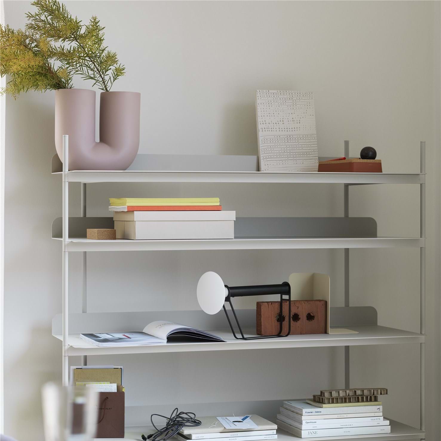 Compile Bookend från Vålamagasinet Övriga inredningsdetaljer, Muuto, Image-2