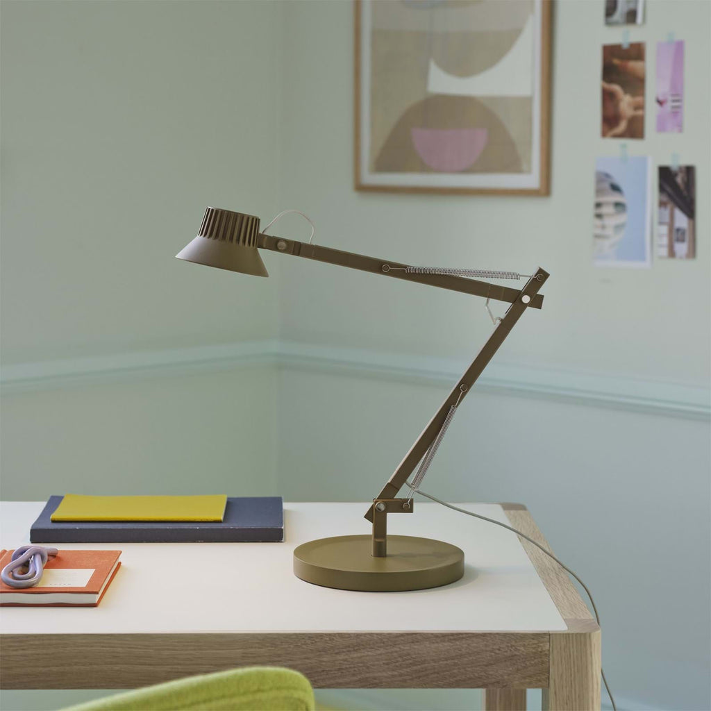 Dedicate Table Lamp S2 från Vålamagasinet Skrivbordslampor, Muuto, Image-2