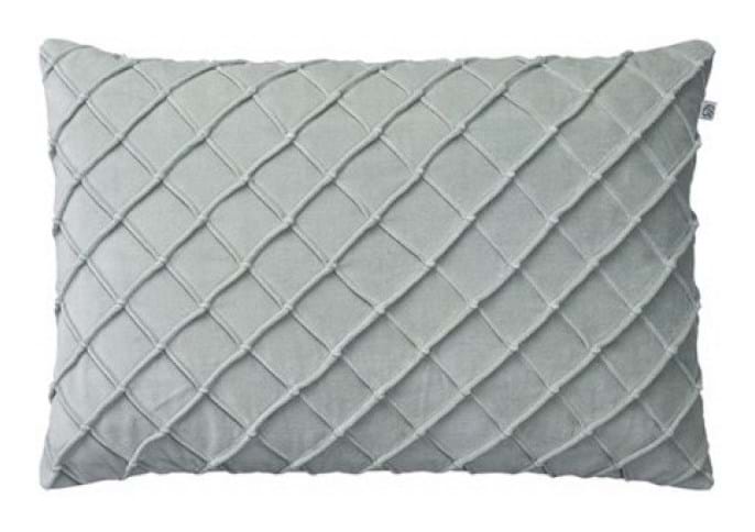 Deva Velvet Cushion 40x60 från Vålamagasinet Prydnadskuddar, Chhatwal & Jonsson, Image-1