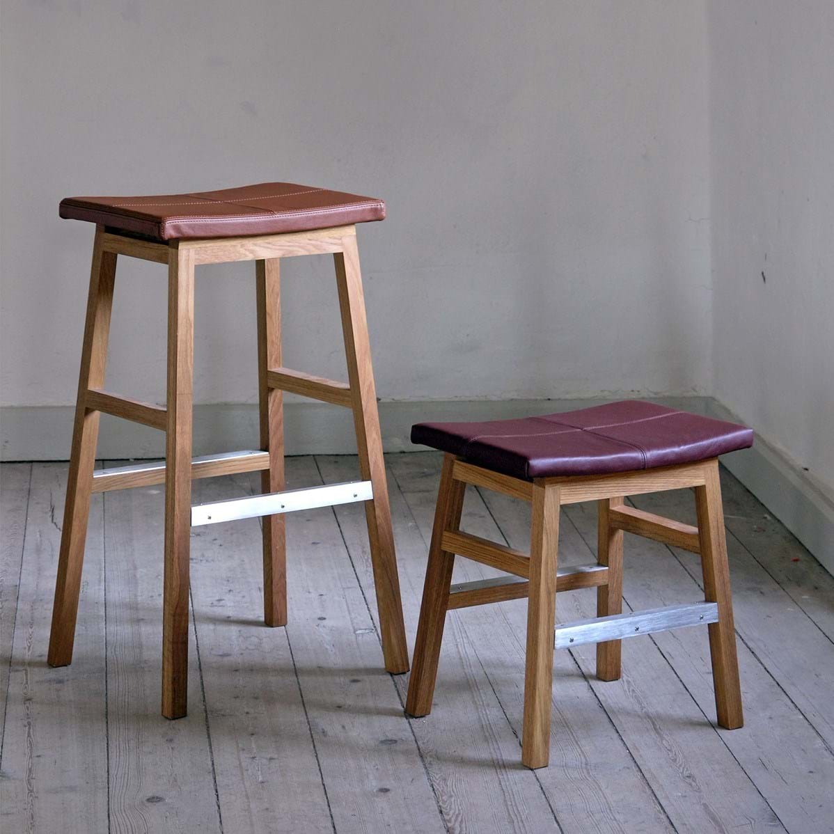 Endre Barpall H:70 Lädersits från Vålamagasinet Barstolar, G.A.D, Image-3