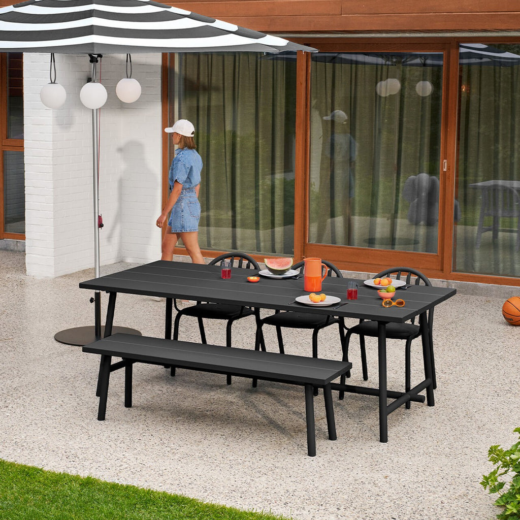 Fred`s Table