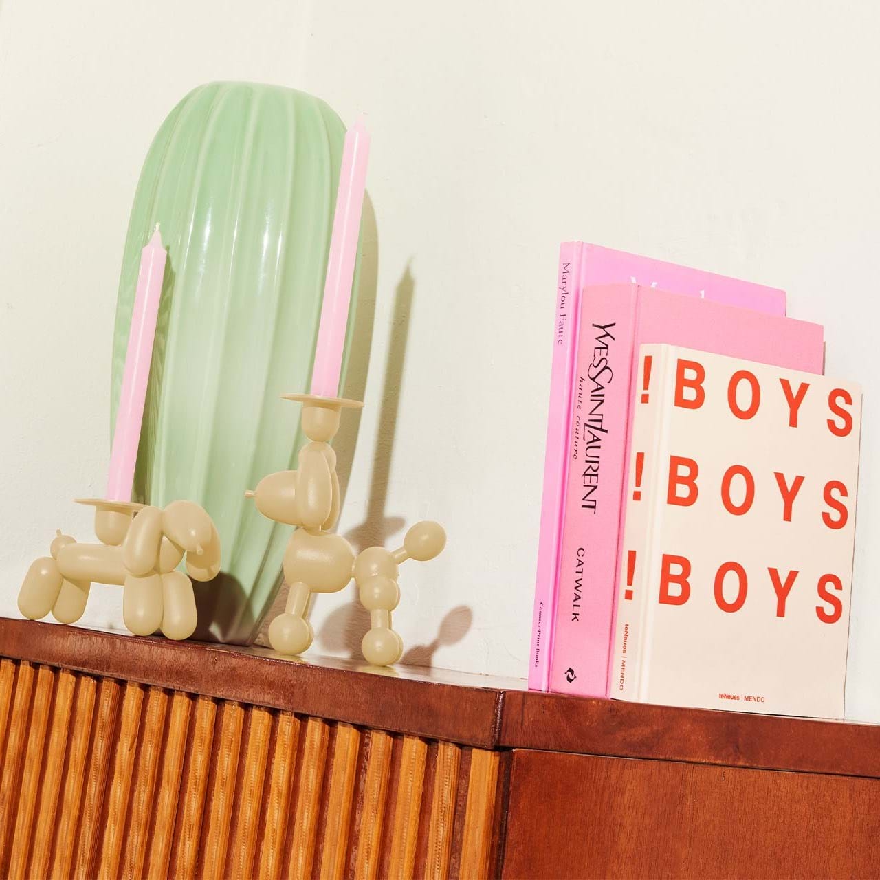 Can-Dog Candleholder från Vålamagasinet Ljusstakar och ljuslyktor, Fatboy, Image-3