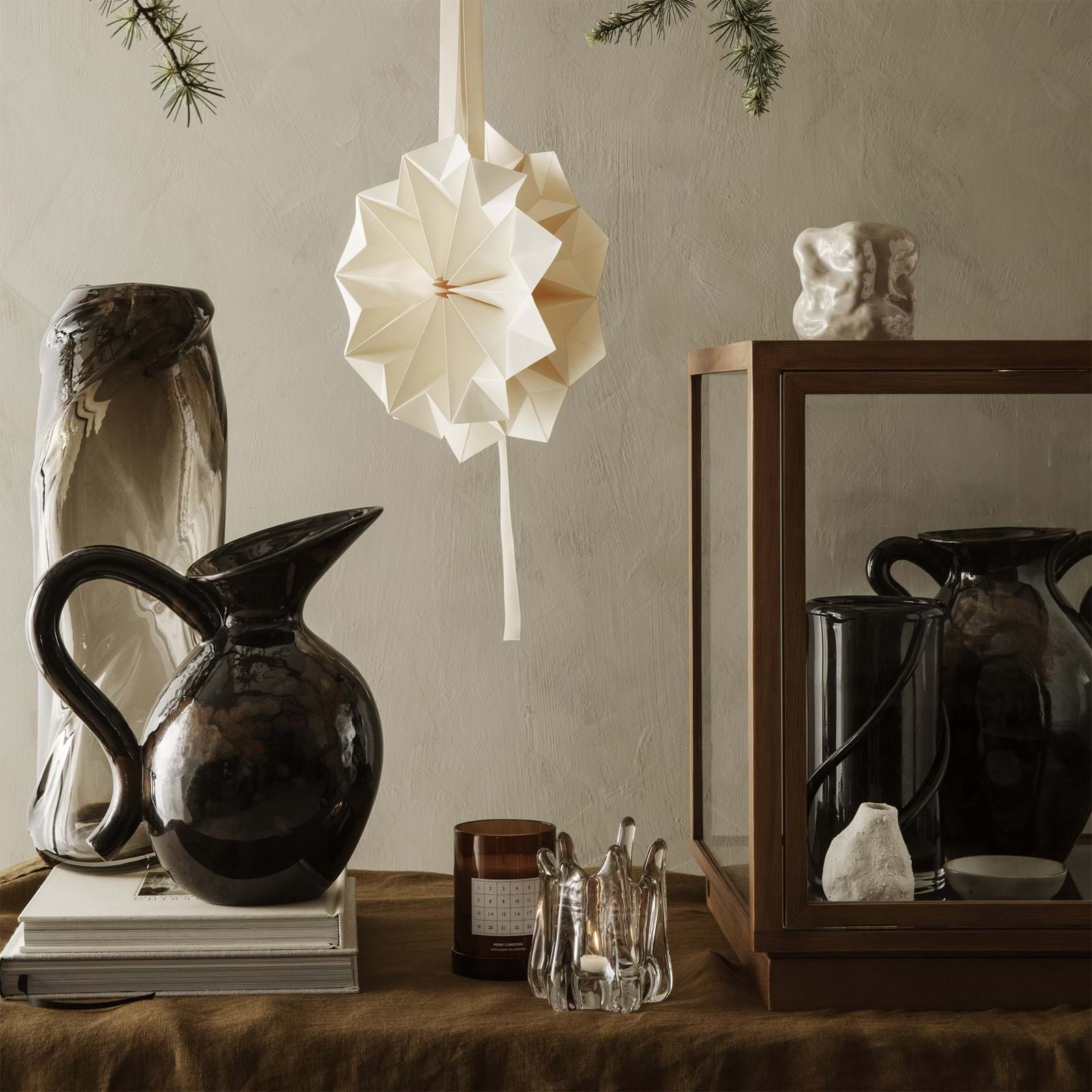 Water Swirl Vase Tall från Vålamagasinet Krukor och vaser, Ferm Living, Image-3