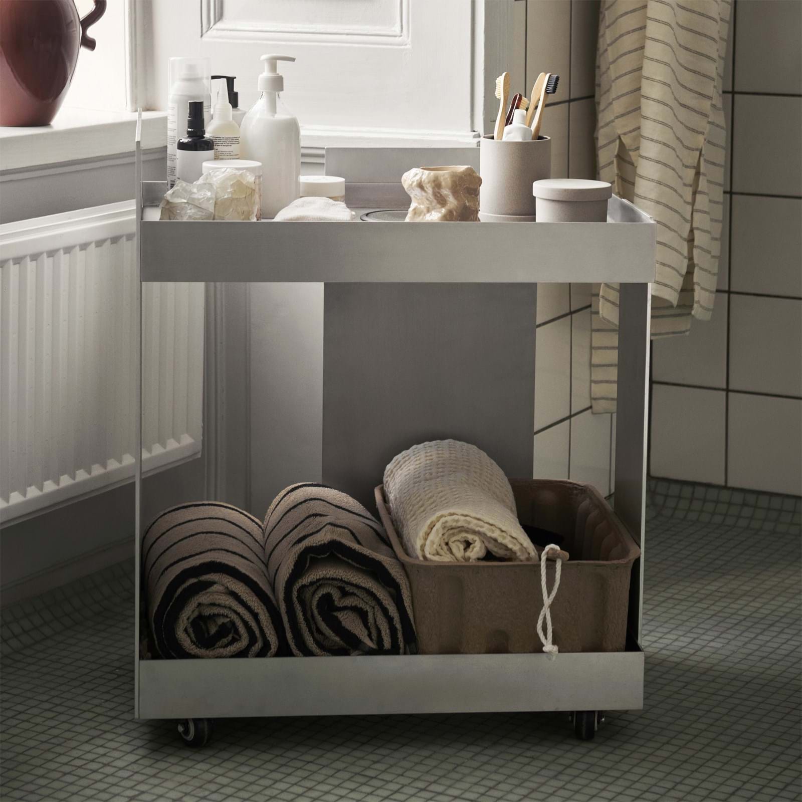 Lager Trolley från Vålamagasinet Serveringsvagnar och rullbord, Ferm Living, Image-7