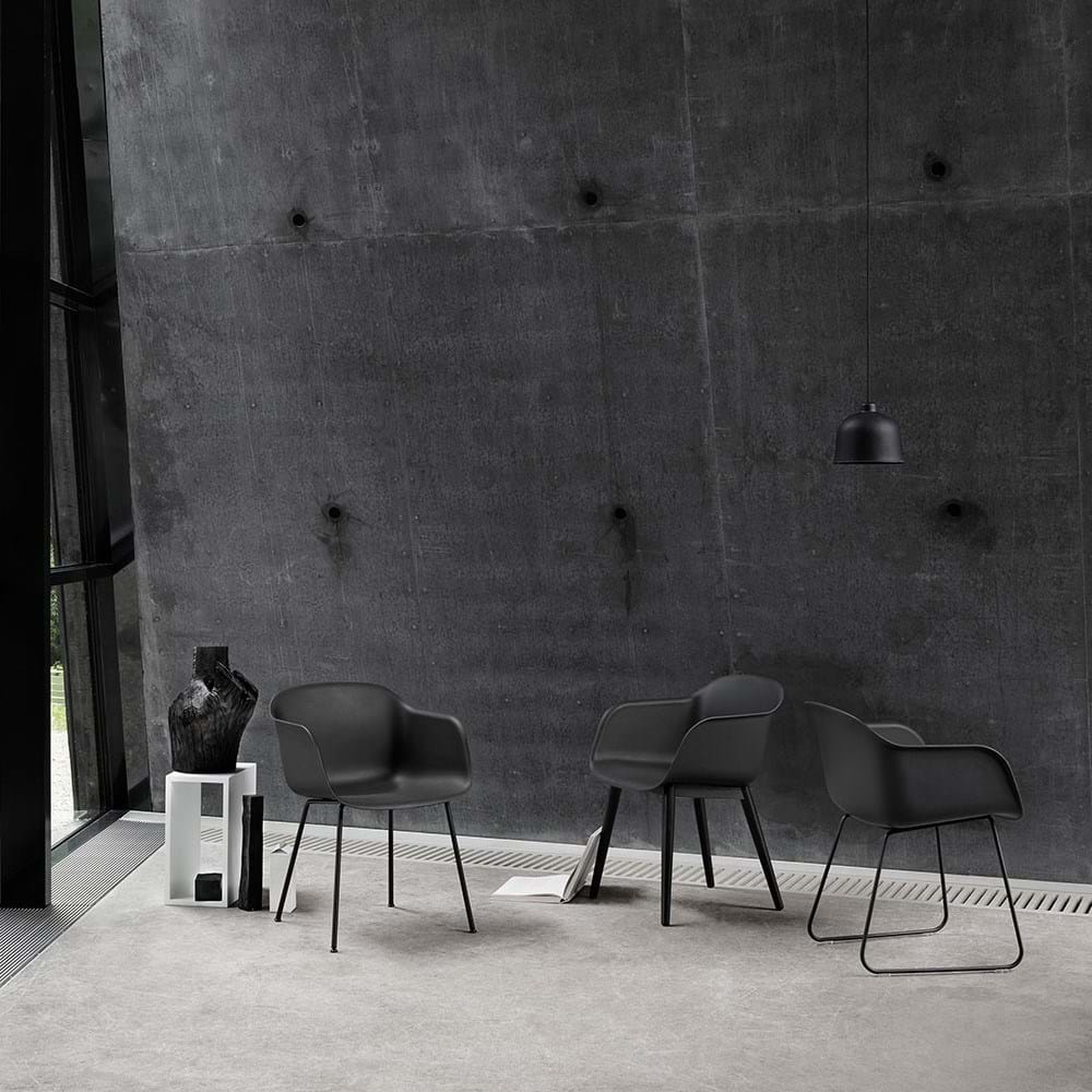 Fiber Armchair Tube Base Leather från Vålamagasinet Matstolar, Muuto, Image-3