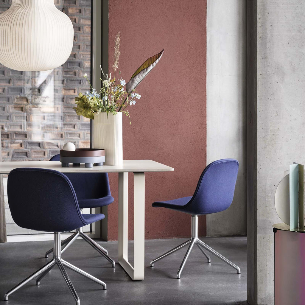 Fiber Side Chair Swivel Base Leather från Vålamagasinet Skrivbordsstolar, Muuto, Image-3