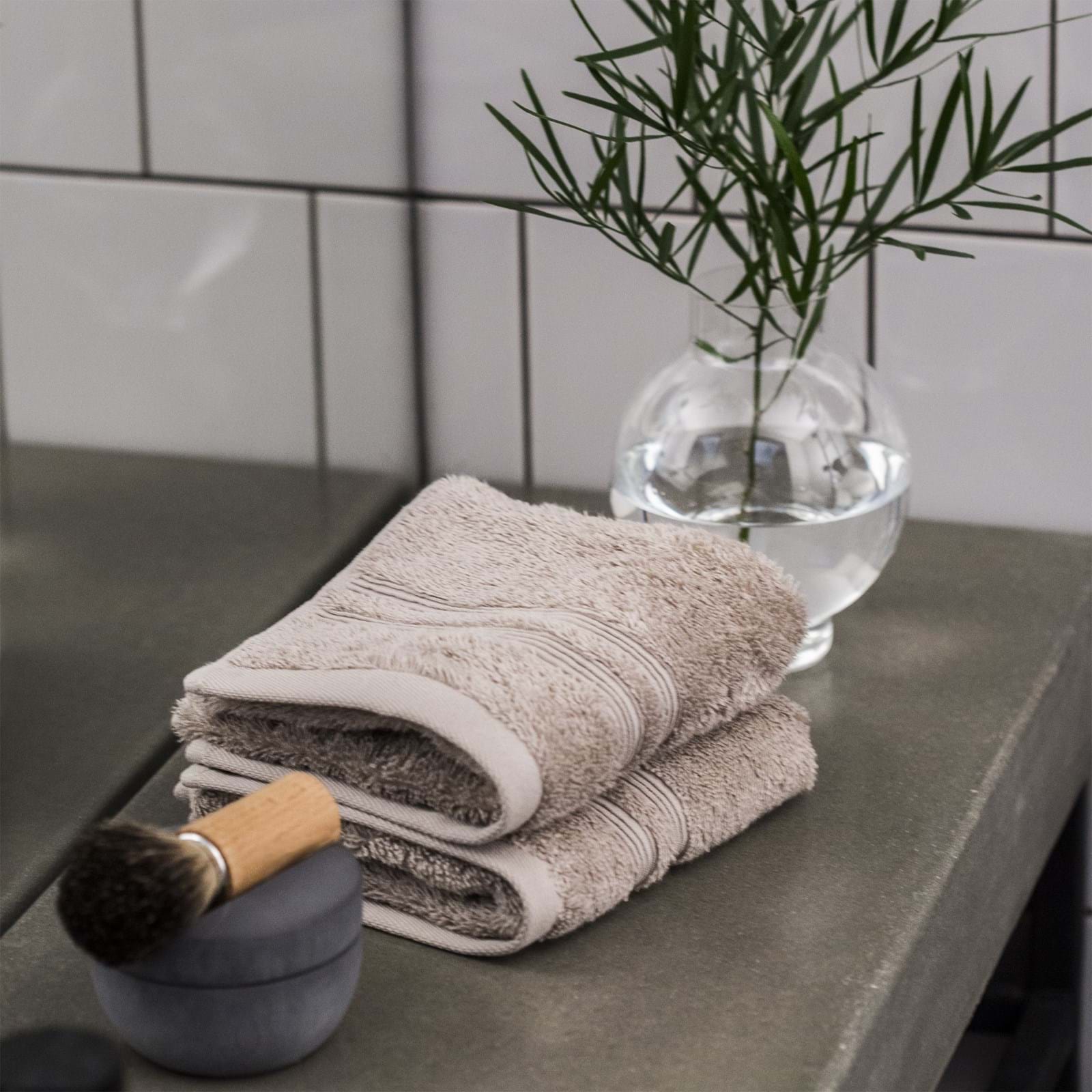 Fontana Handduk Eko Ljusbrun från Vålamagasinet Handdukar, Mille Notti, Image-2