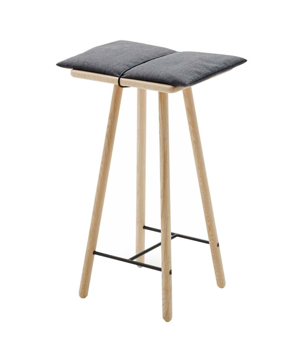 Georg Bar Stool Low från Vålamagasinet Bänkar och pallar, Skagerak, Image-1