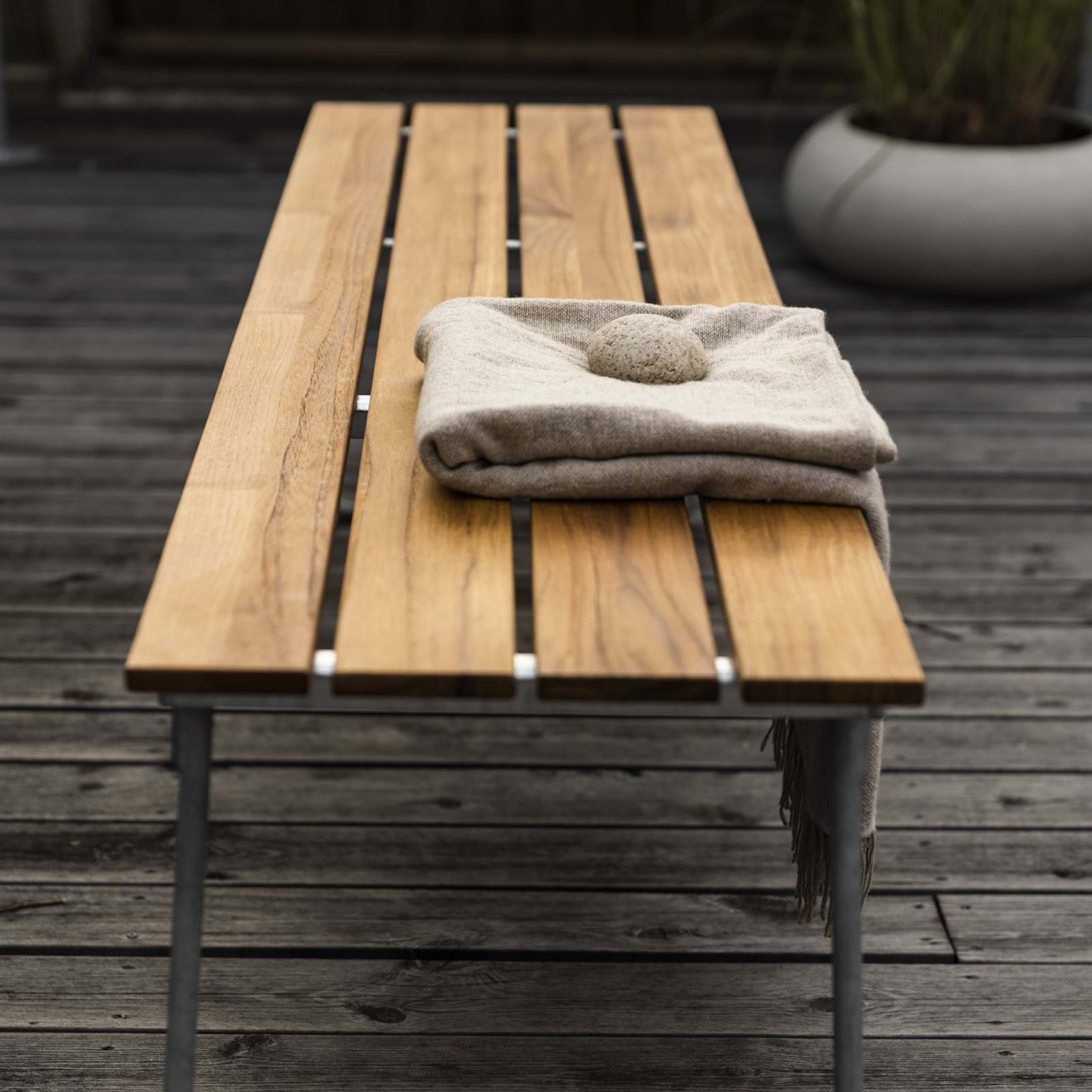 Bänk 9 från Vålamagasinet Pallar och bänkar utemöbler, Grythyttan, Image-2