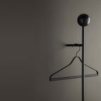 Coat Hanger Set of 3 från Vålamagasinet Galgar och hängare, Ferm Living, Image-3