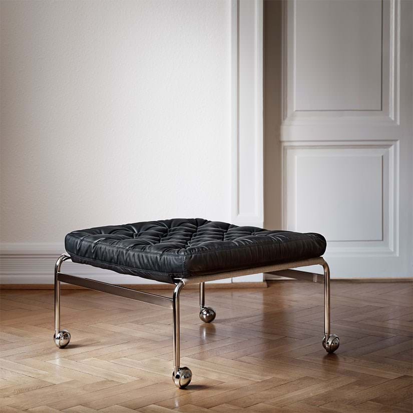 Karin 73 Fotpall från Vålamagasinet Fotpallar, Dux, Image-3