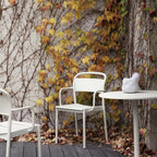 Linear Steel Cafe Table Round 70 cm från Vålamagasinet Matbord utemöbler, Muuto, Image-2