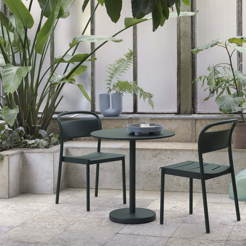 Linear Steel Cafe Table Round 70 cm från Vålamagasinet Matbord utemöbler, Muuto, Image-3