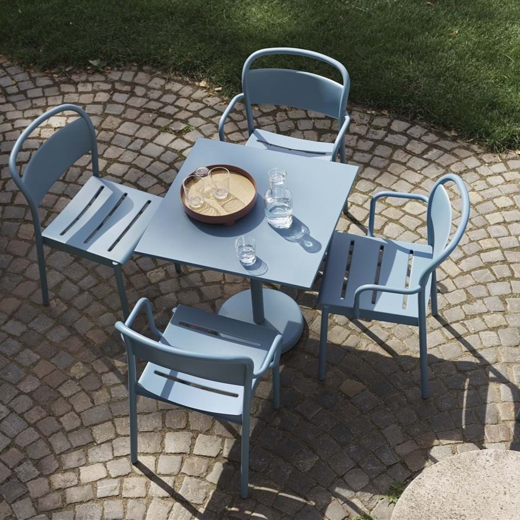 Linear Steel Cafe Table 70x70 cm från Vålamagasinet Matbord utemöbler, Muuto, Image-3