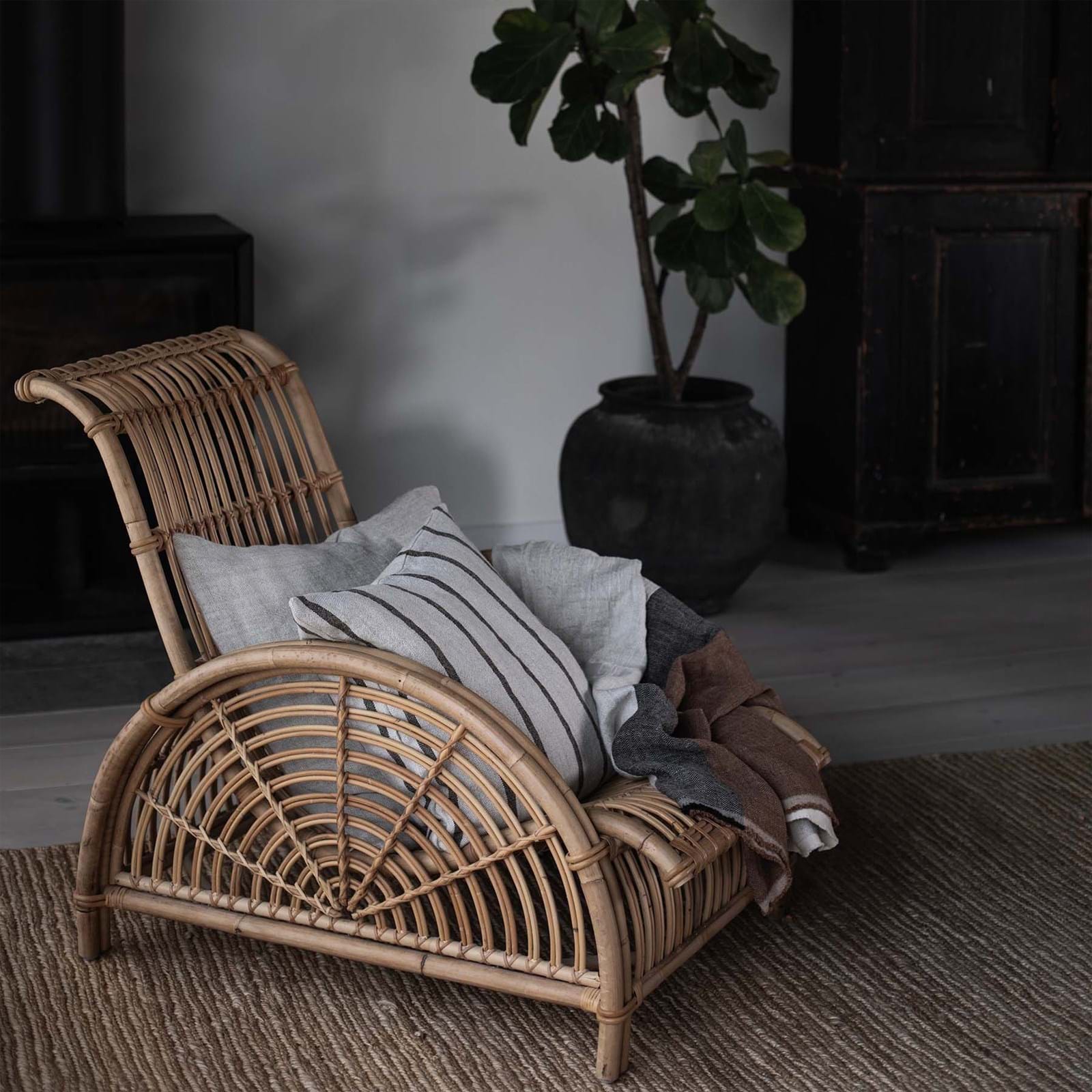 Melvin Cushion Cover 50x50 från Vålamagasinet Prydnadskuddar, Tell Me More, Image-4