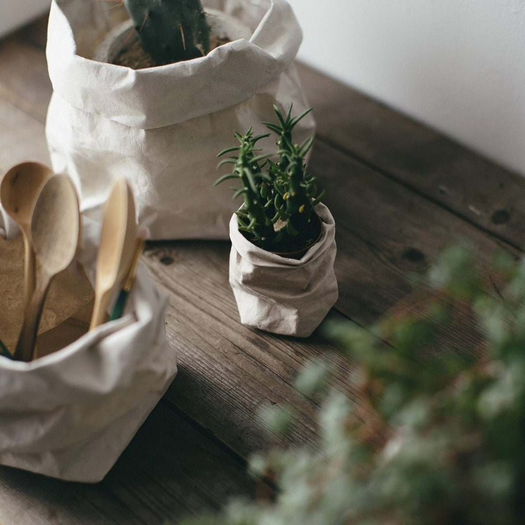 Paper Bag S från Vålamagasinet Krukor och vaser, Uashmama, Image-2