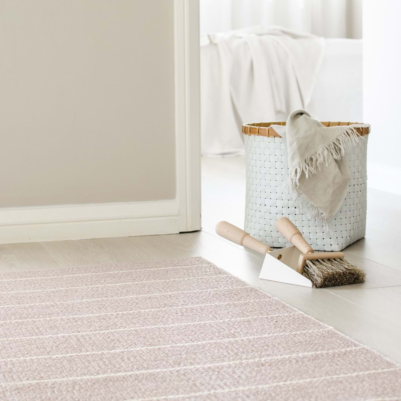 Carl 70x270 cm från Vålamagasinet Plastmattor, Pappelina, Image-6