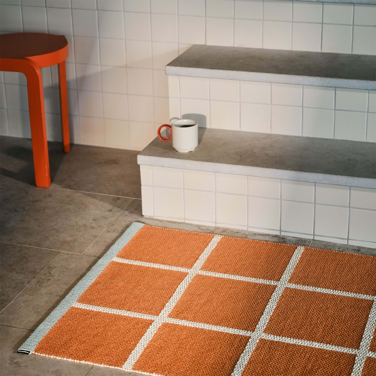 Criss 70x150 cm från Vålamagasinet Plastmattor, Pappelina, Image-2