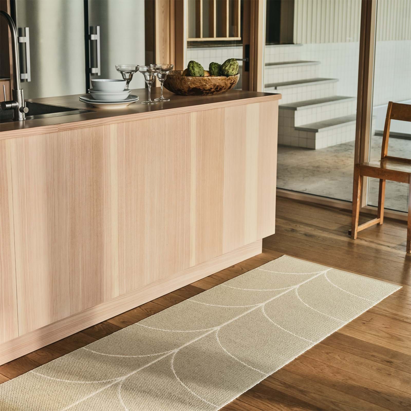 Leif 70x270 cm från Vålamagasinet Plastmattor, Pappelina, Image-2