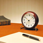 AJ Table Clock Station från Vålamagasinet Klockor, Arne Jacobsen Tableclock, Image-2