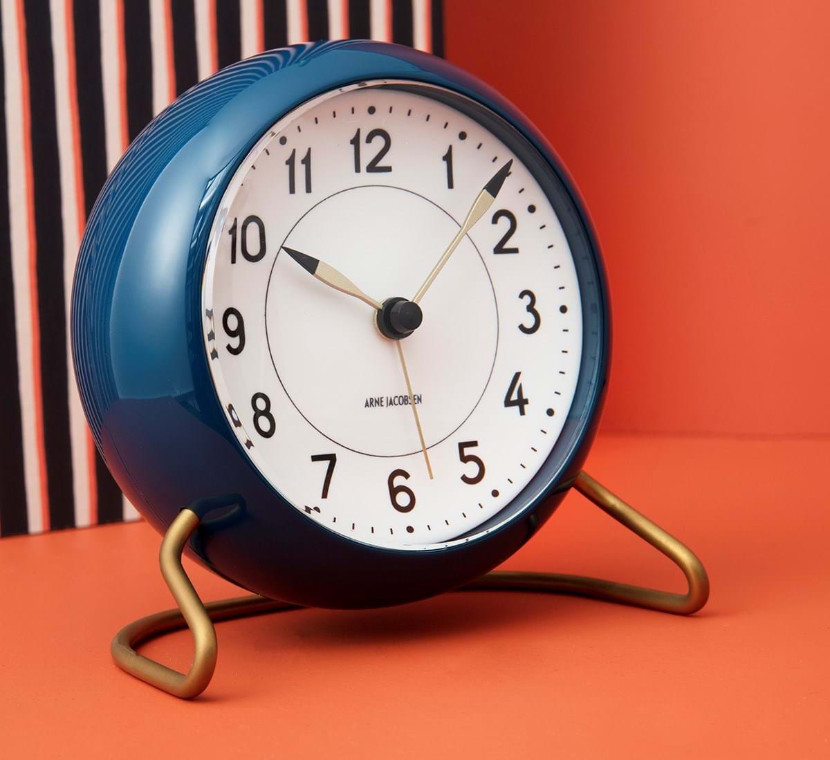 AJ Table Clock Station från Vålamagasinet Klockor, Arne Jacobsen Tableclock, Image-3
