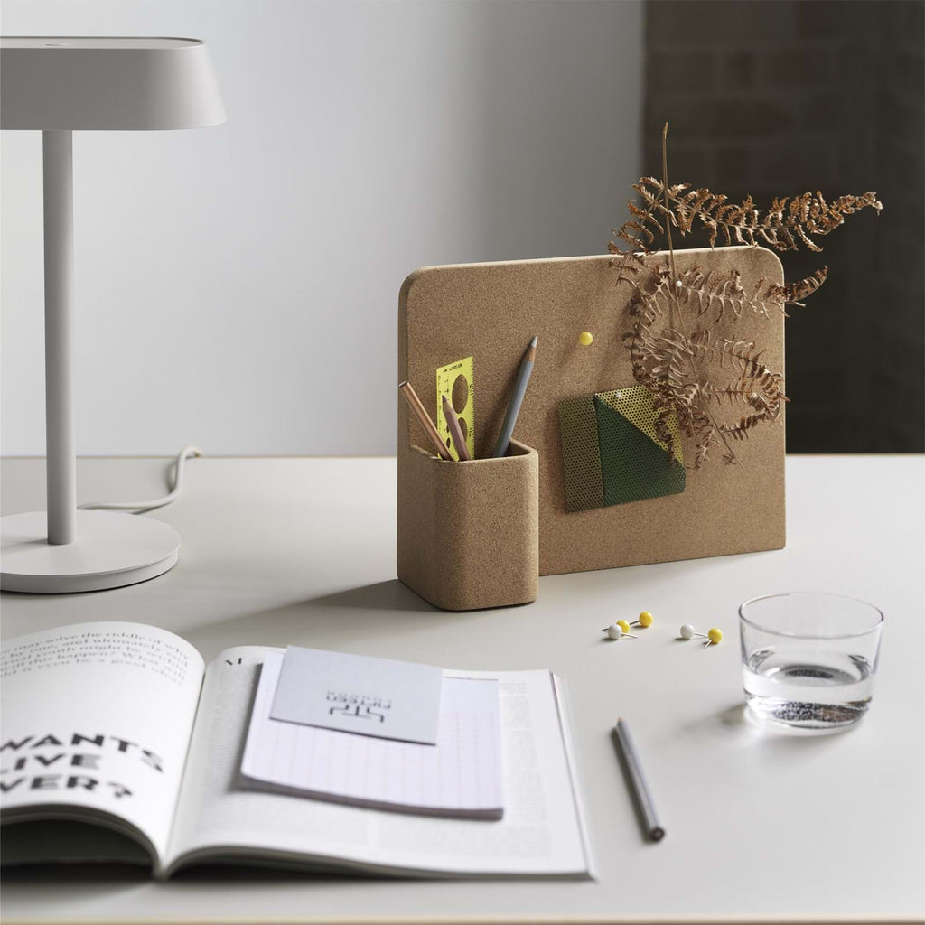 Linear Table Lamp från Vålamagasinet Bordslampor, Muuto, Image-3