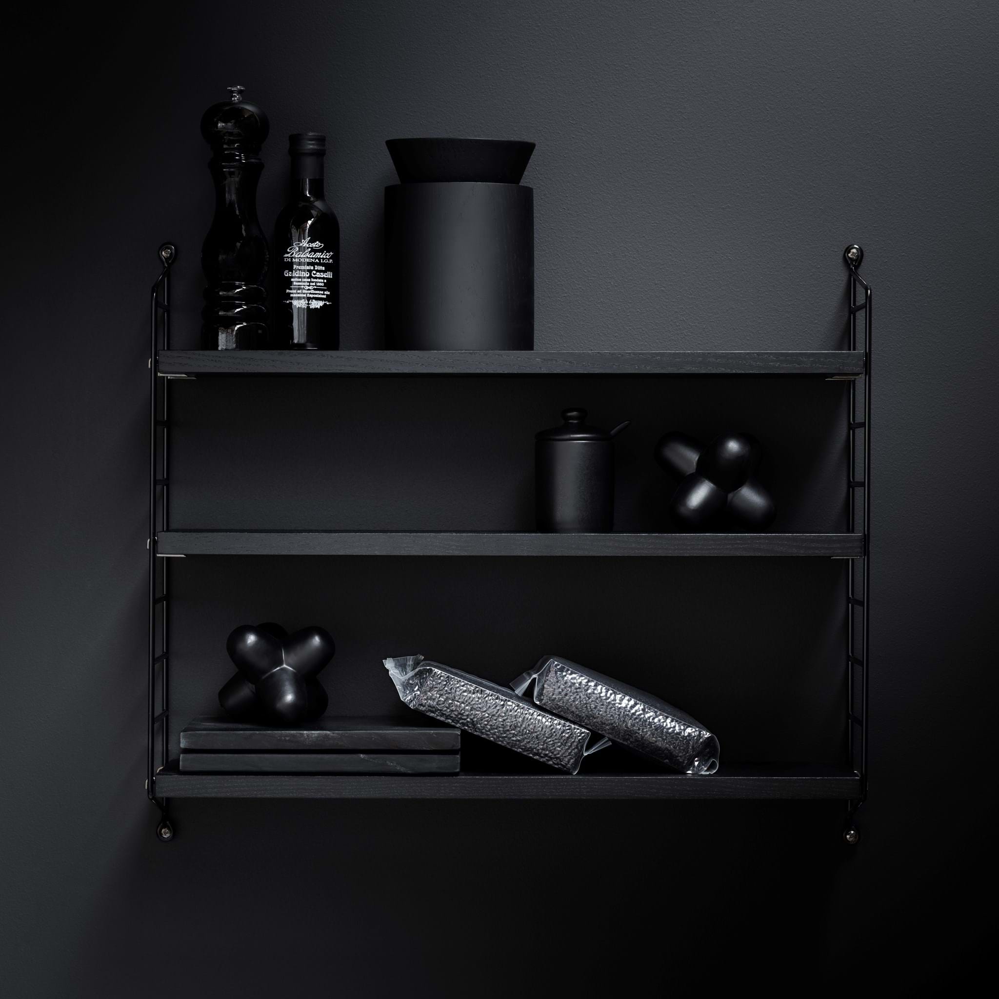 String Pocket Hylla från Vålamagasinet Hyllor, String, Image-2