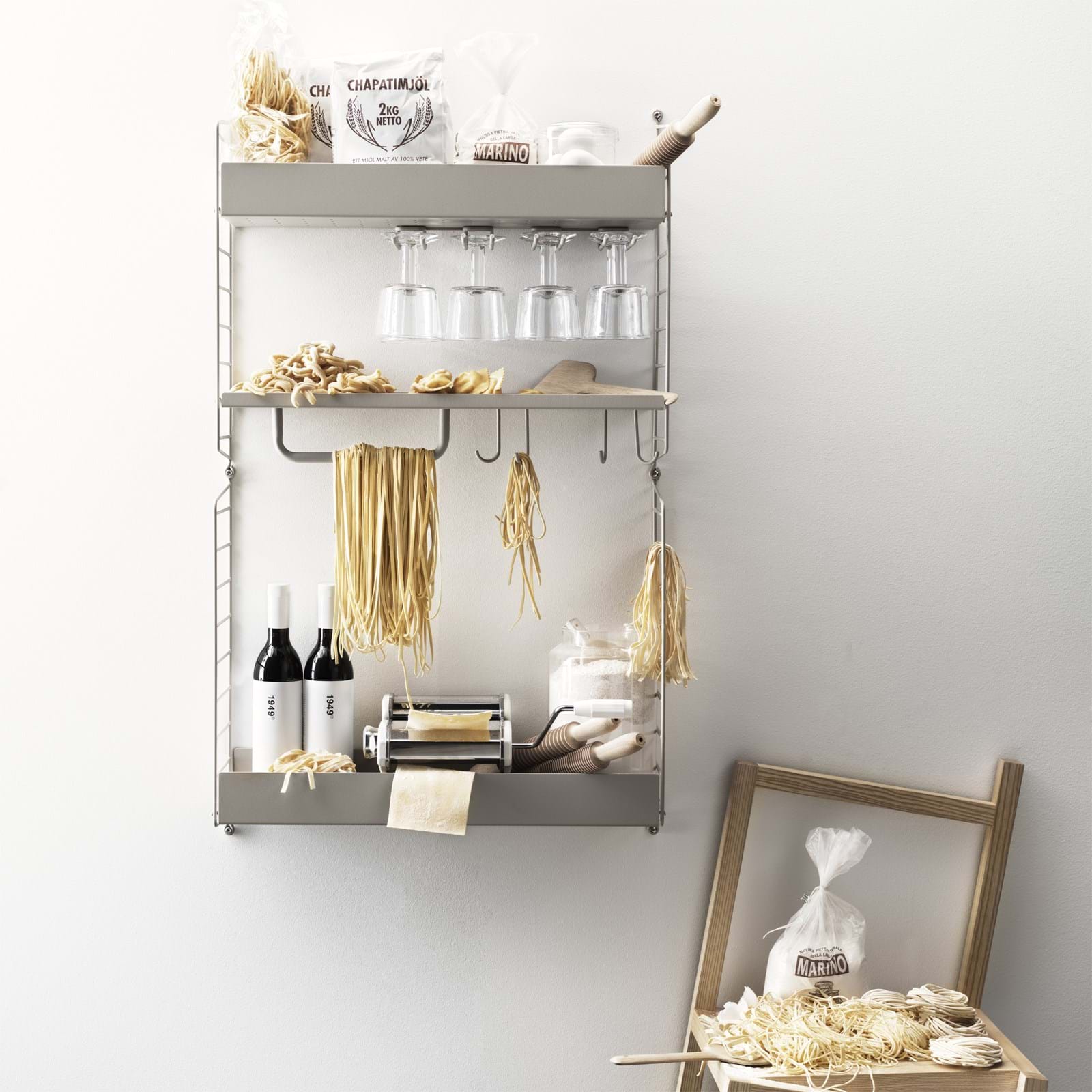 String Stänger För Metallhyllplan 1-Pack 30 cm från Vålamagasinet Hyllor, String, Image-4