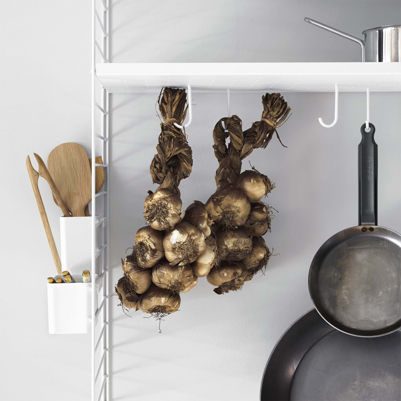 String Metallhyllplan 78x20 Låg Kant från Vålamagasinet Hyllor, String, Image-5