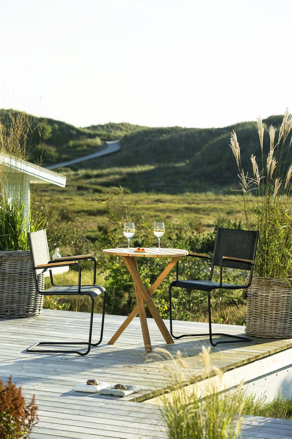 Summer Bord 64 cm från Vålamagasinet Småbord utemöbler, Inout Form, Image-2