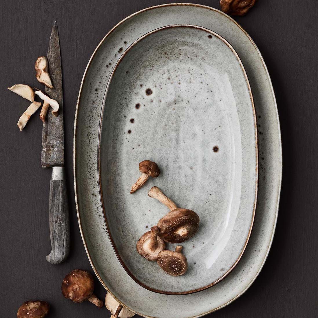 Taranto Serving Plate från Vålamagasinet Skålar och serveringsfat, Tell Me More, Image-3