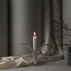 The Lily Candleholder från Vålamagasinet Ljusstakar och ljuslyktor, Skultuna, Image-3