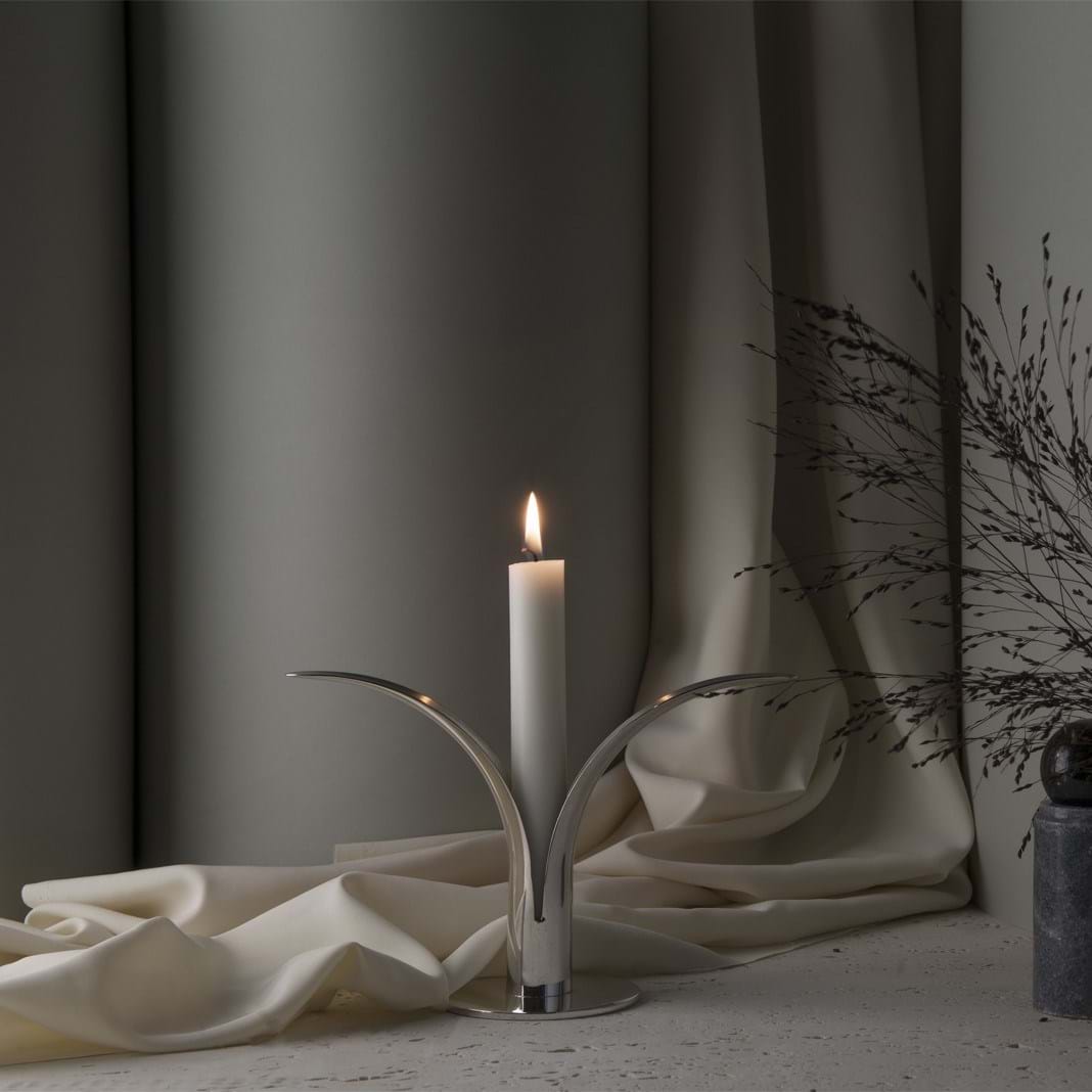 The Lily Candleholder från Vålamagasinet Ljusstakar och ljuslyktor, Skultuna, Image-3