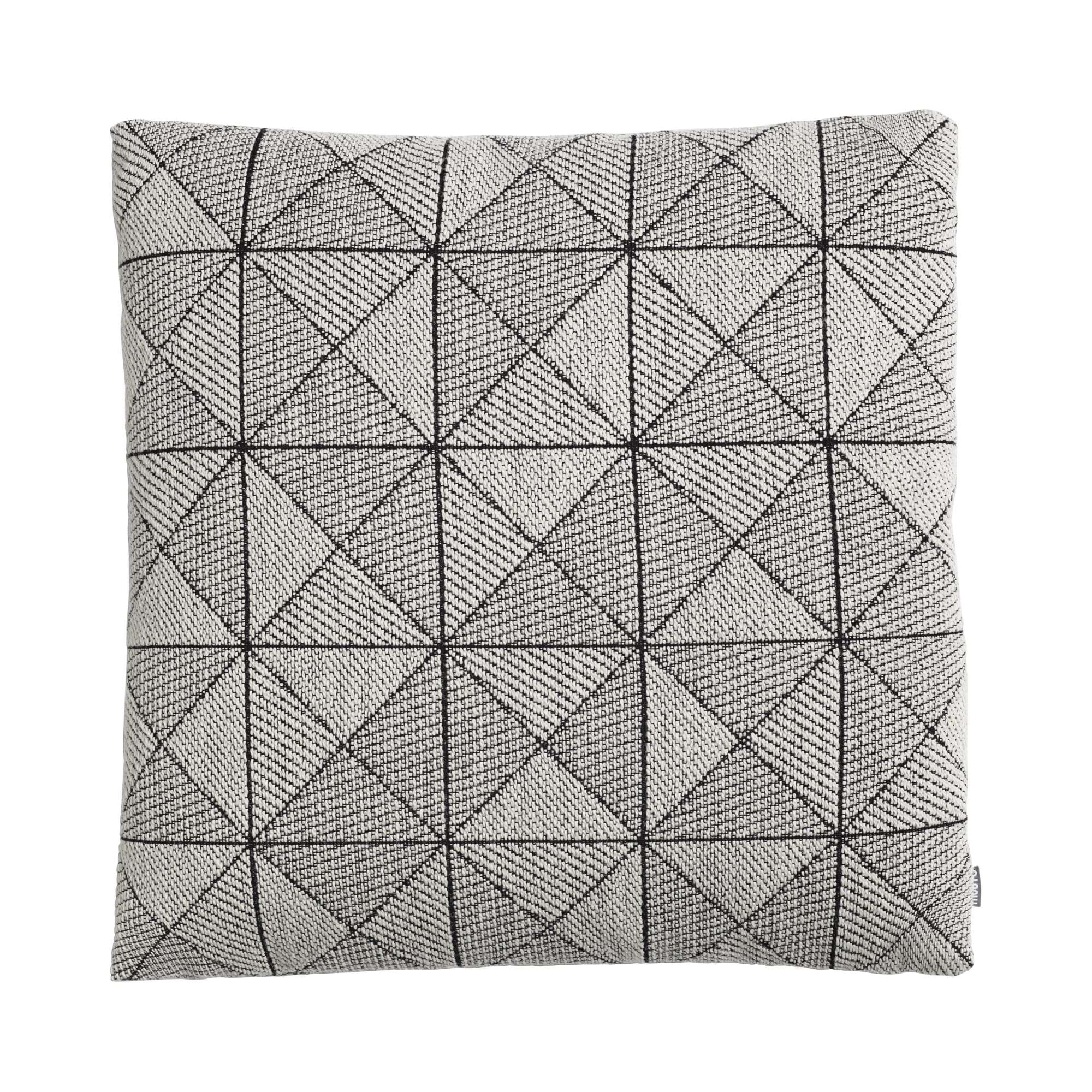 Tile Cushion 50x50 från Vålamagasinet Prydnadskuddar, Muuto, Image-1