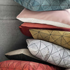 Tile Cushion 50x50 från Vålamagasinet Prydnadskuddar, Muuto, Image-2