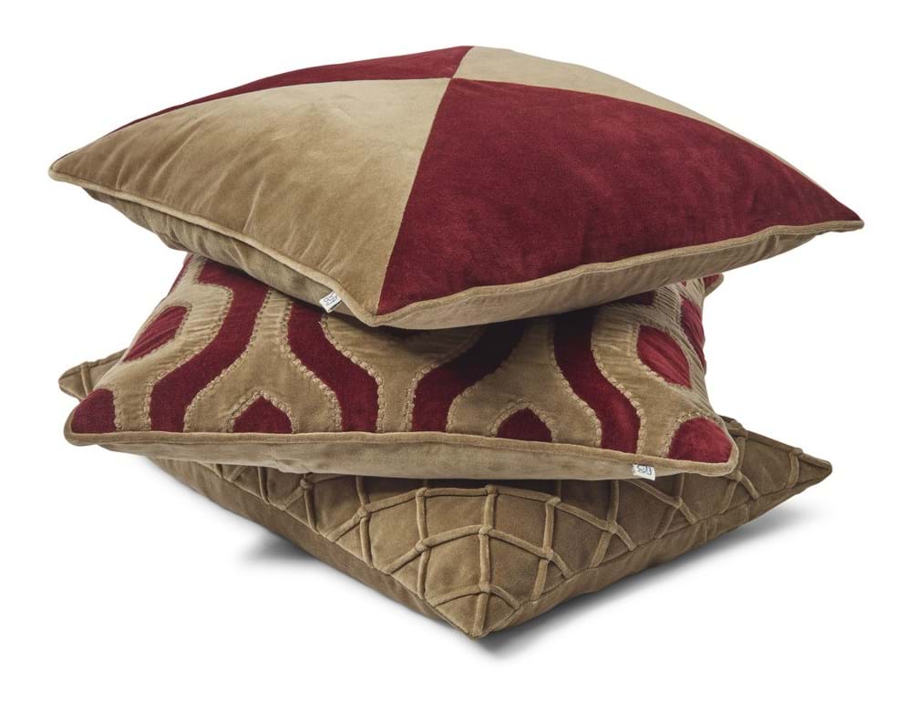 Varanasi Velvet Cushion Cover 50x50 cm från Vålamagasinet Prydnadskuddar, Chhatwal & Jonsson, Image-4