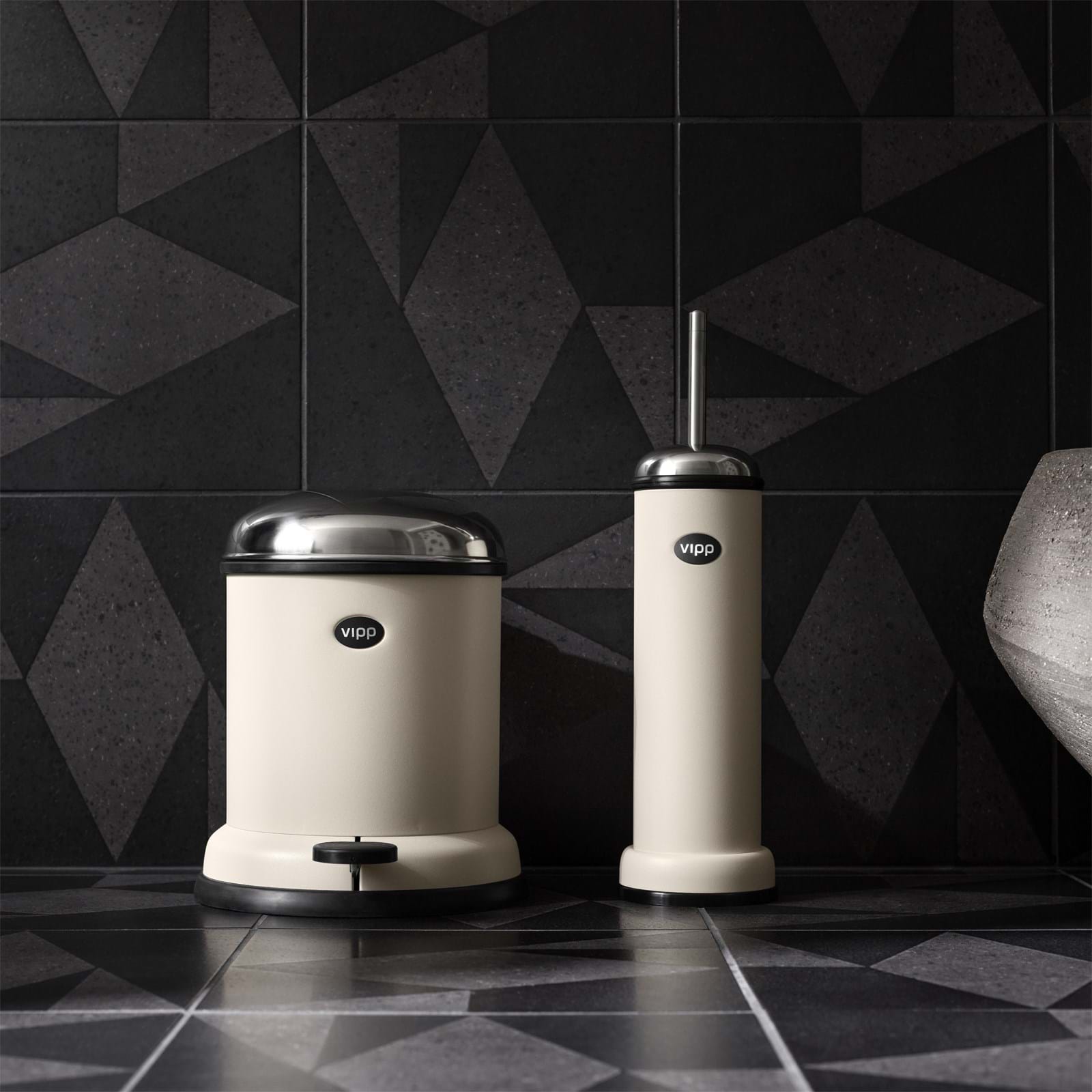 Vipp 13 Pedalhink från Vålamagasinet Soptunnor och tvättkorgar, Vipp, Image-3