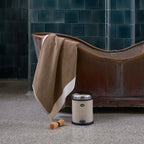 Vipp 12 Pedalhink från Vålamagasinet Soptunnor och tvättkorgar, Vipp, Image-2