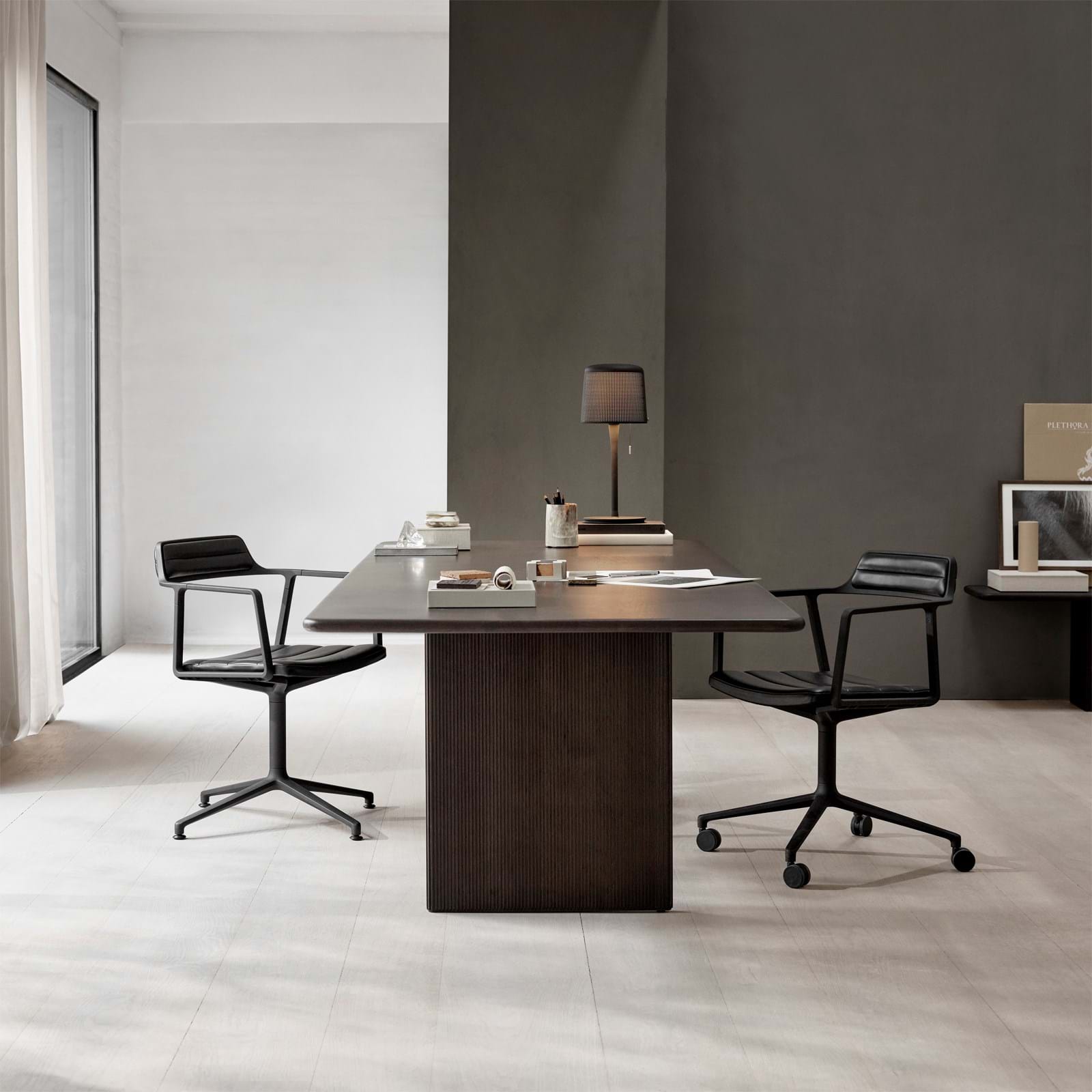 Vipp 452 Snurrstol Med Hjul från Vålamagasinet Skrivbordsstolar, Vipp, Image-3