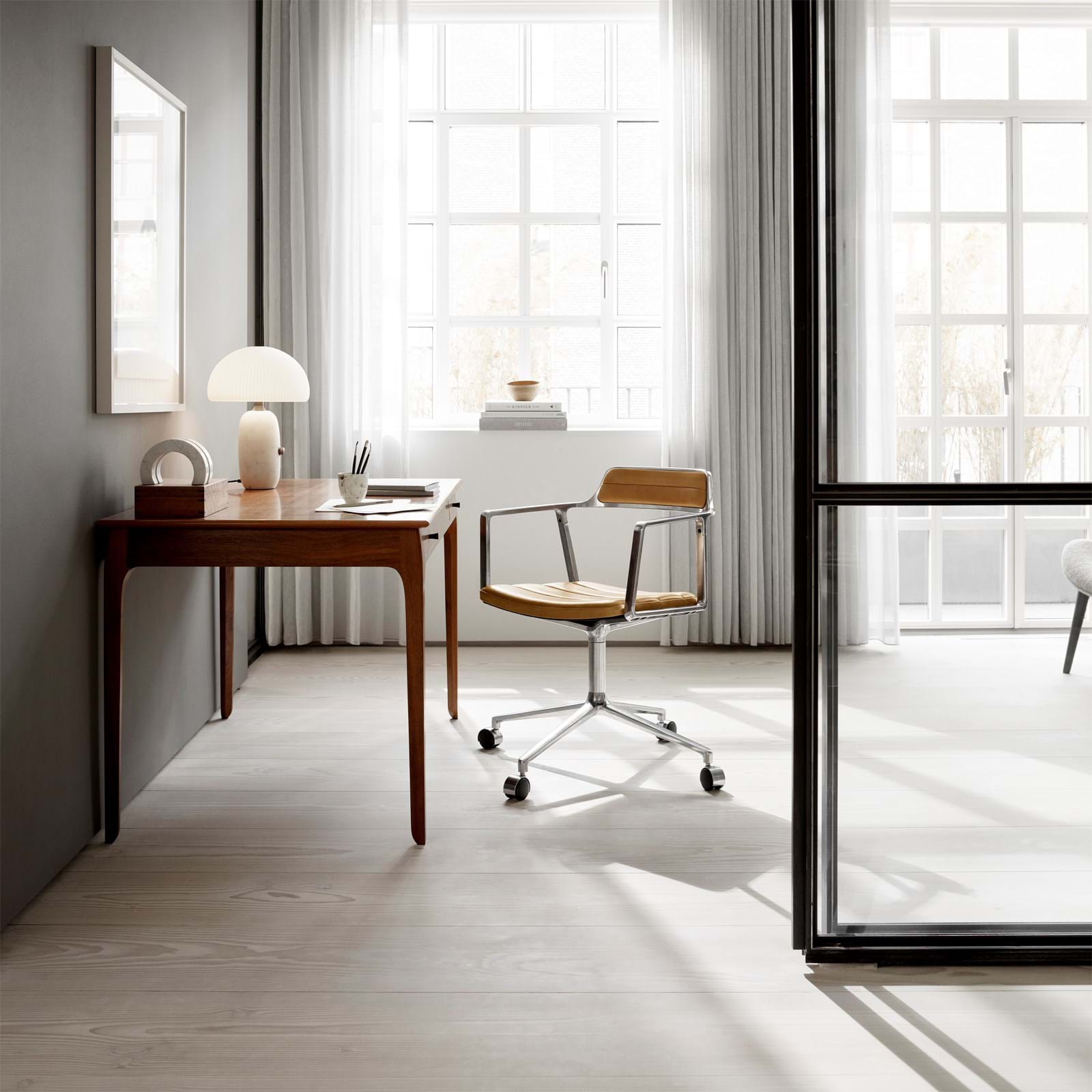 Vipp 452 Snurrstol Med Hjul från Vålamagasinet Skrivbordsstolar, Vipp, Image-3