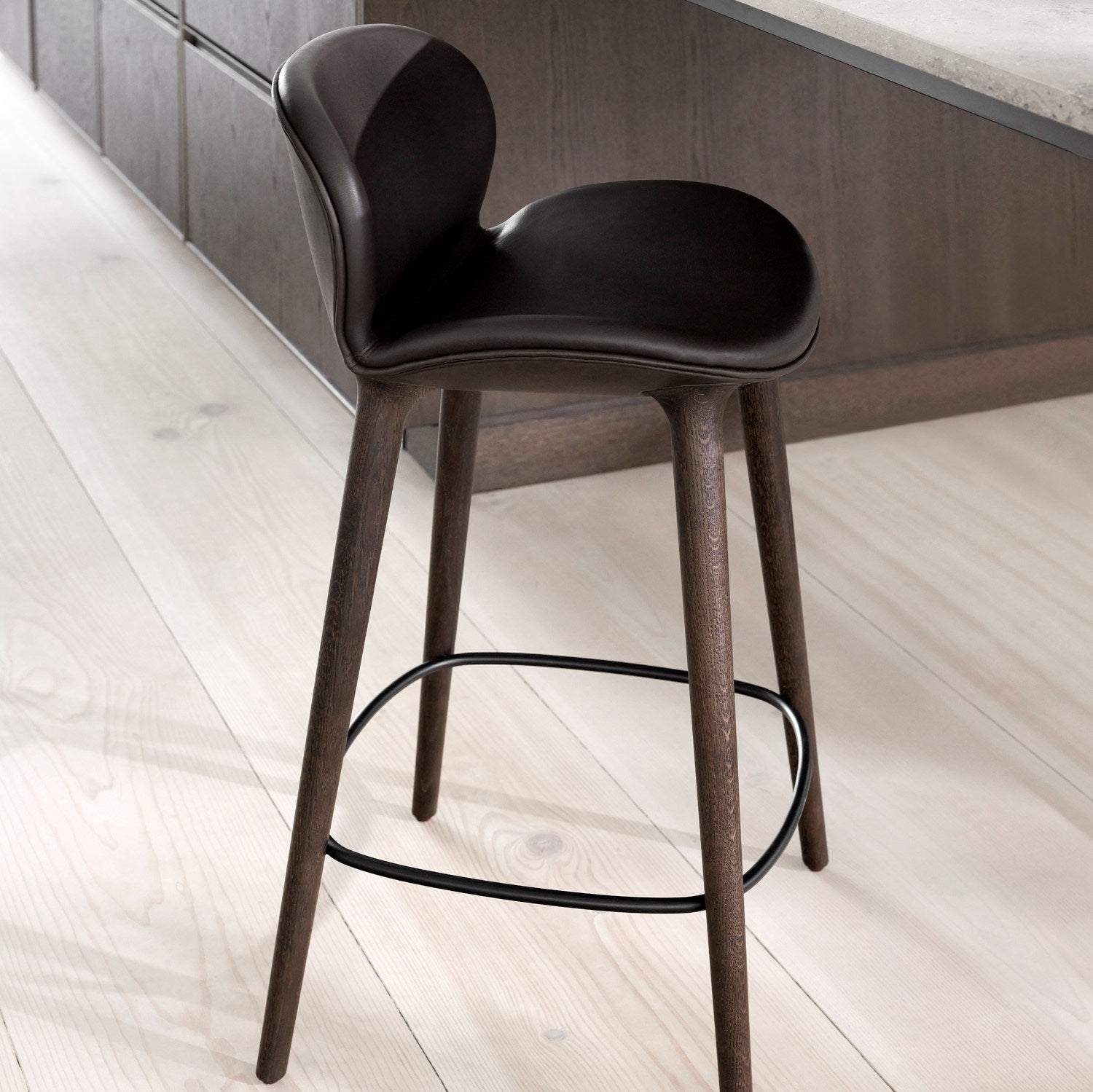 Vipp 465 Lodge Barstol från Vålamagasinet Barstolar, Vipp, Image-2