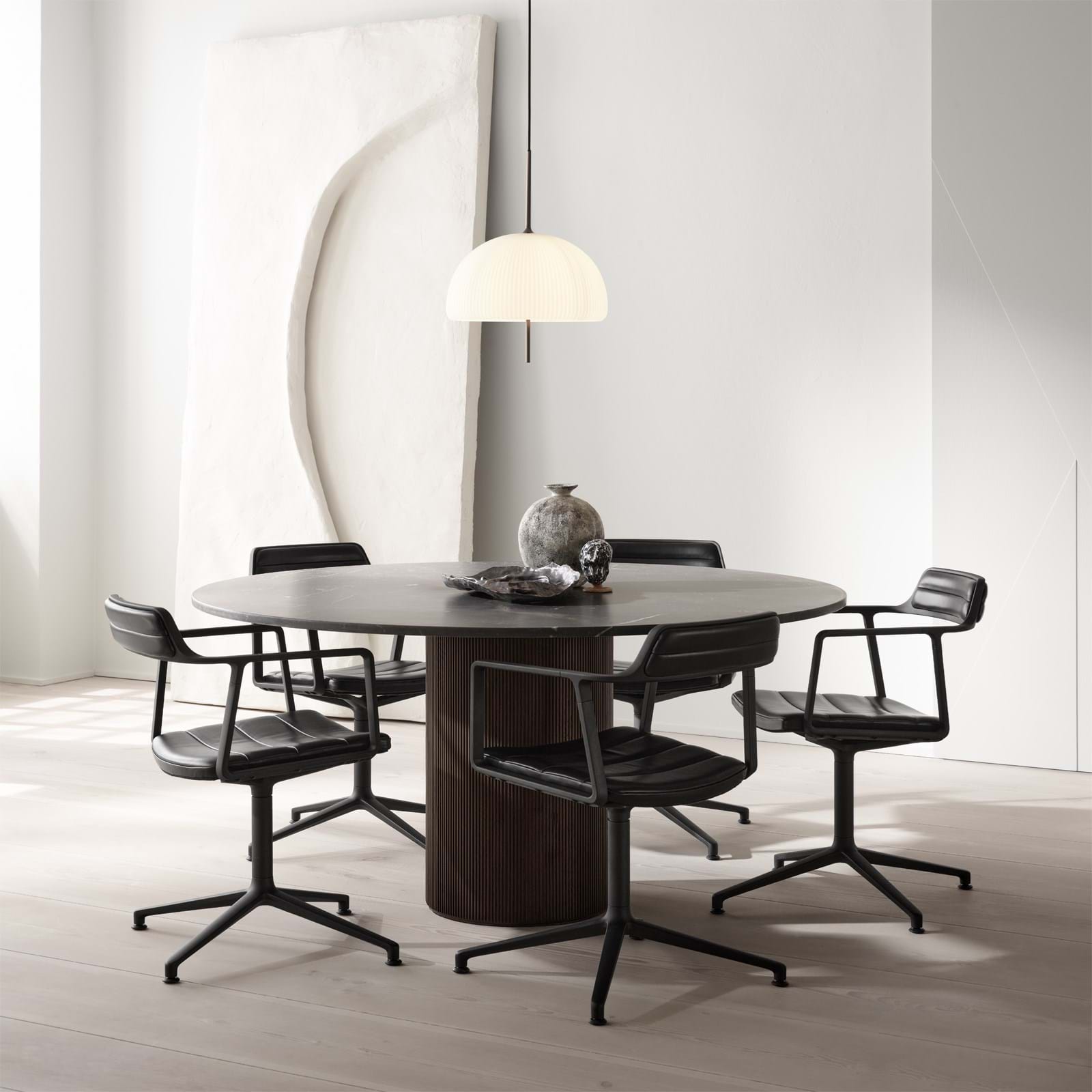 Vipp 595 Sculpture Pendant från Vålamagasinet Taklampor, Vipp, Image-2