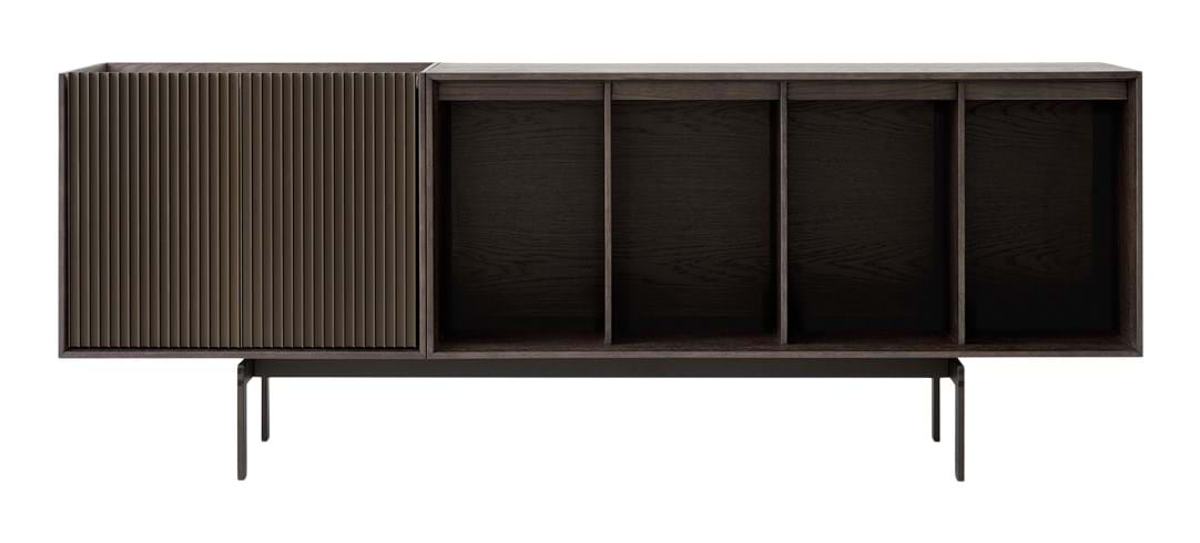 Vipp 675 Chimney Sideboard från Vålamagasinet Skänkar och sideboards, Vipp, Image-1