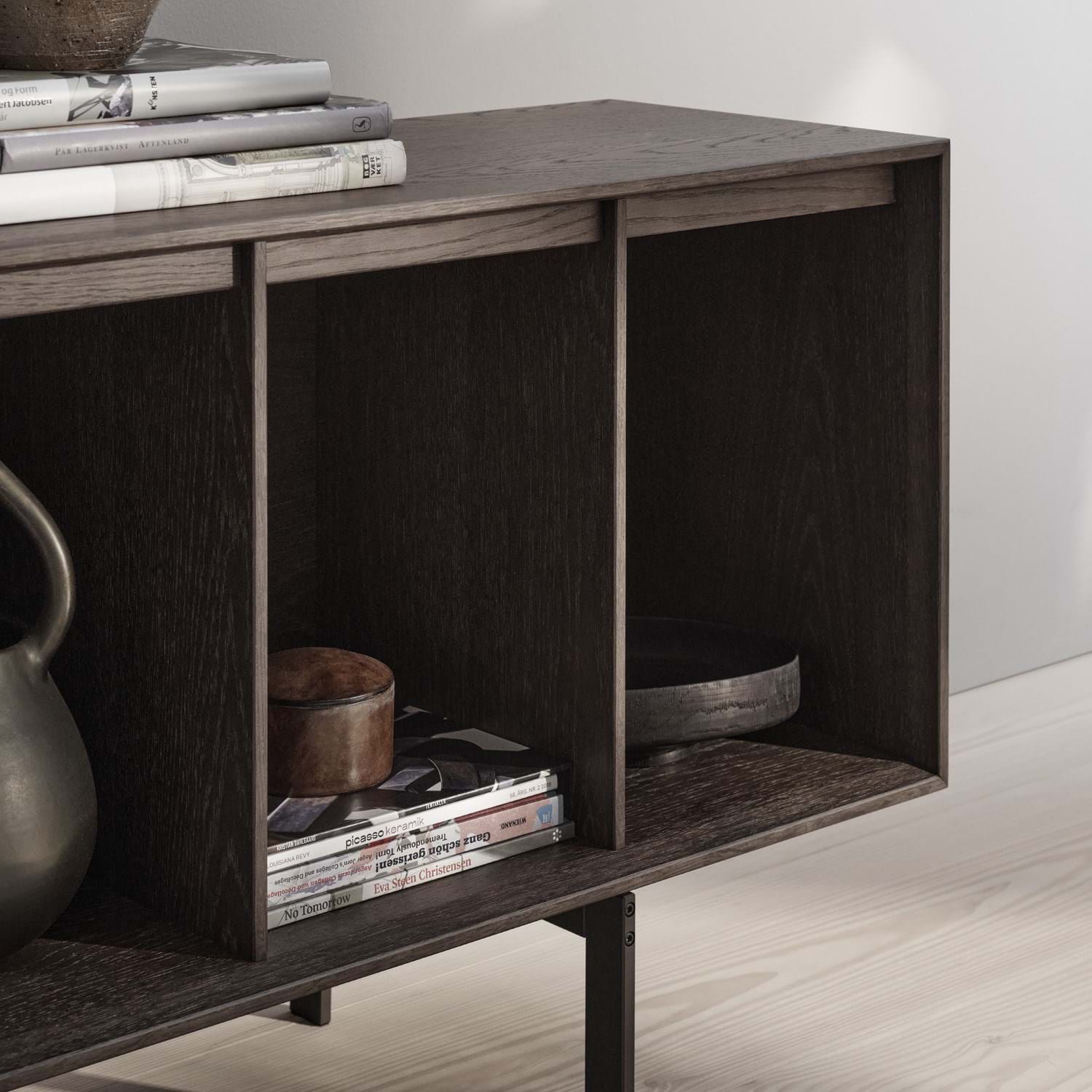 Vipp 675 Skåp H1 från Vålamagasinet Skåp och vitrinskåp, Vipp, Image-6