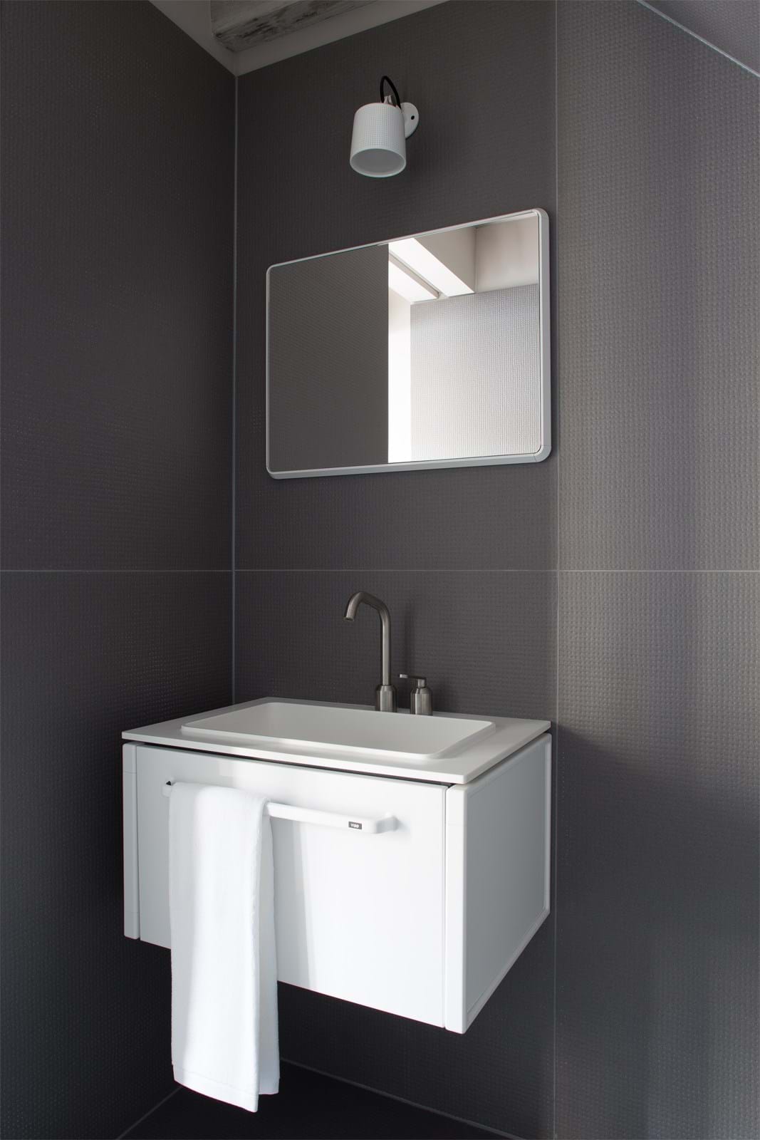 Vipp Badrumsmodul S - Vit från Vålamagasinet Förvaring, Vipp, Image-2