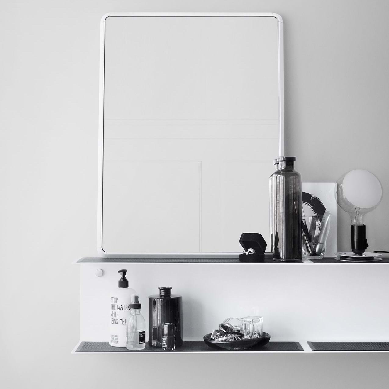 Vipp 911 Spegel - Vit från Vålamagasinet Speglar, Vipp, Image-3