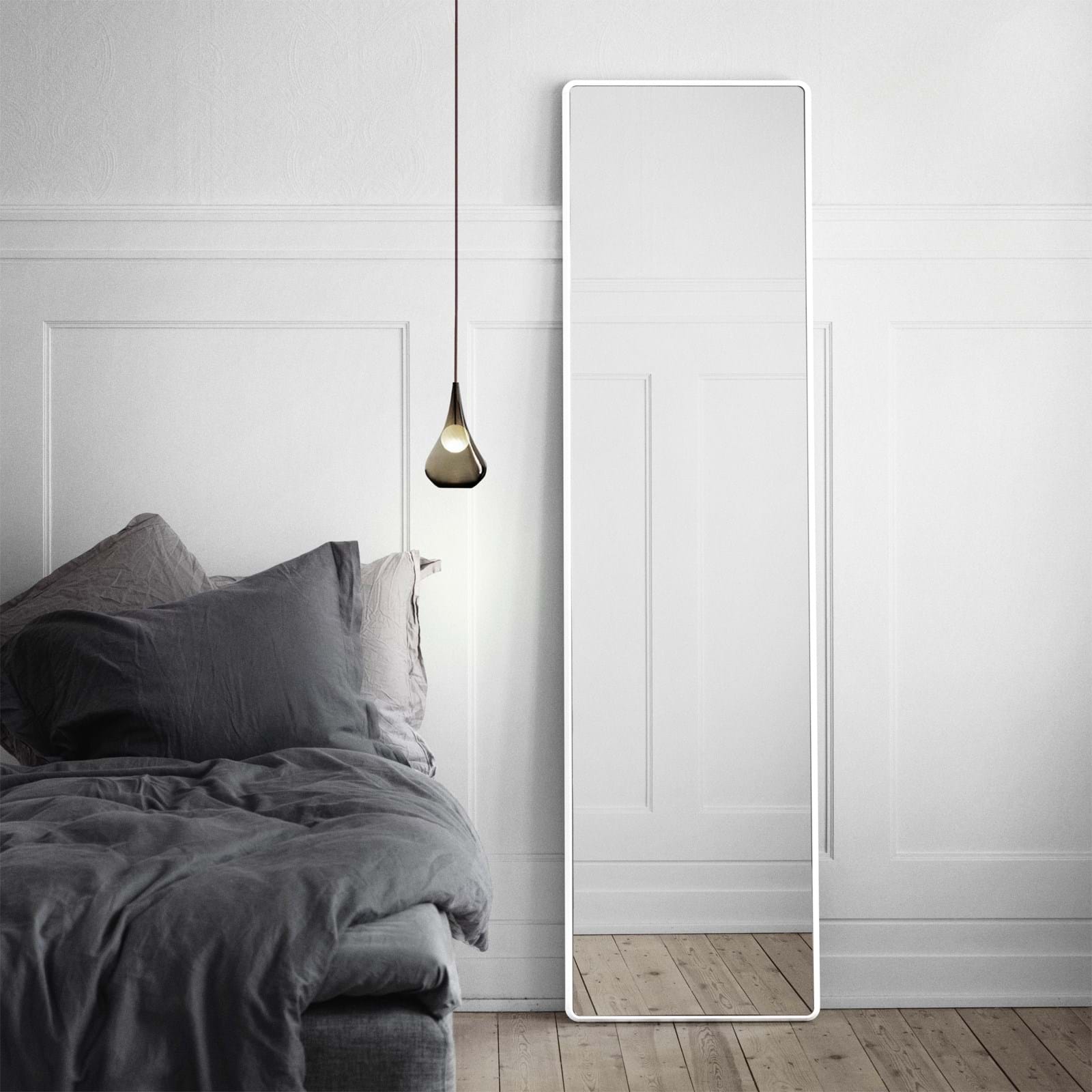 Vipp 913 Spegel - Vit från Vålamagasinet Speglar, Vipp, Image-2