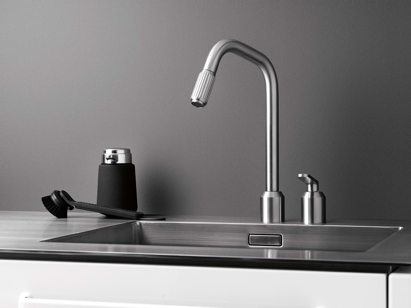 Vipp 901 Kökskran från Vålamagasinet Badrumstillbehör, Vipp, Image-2